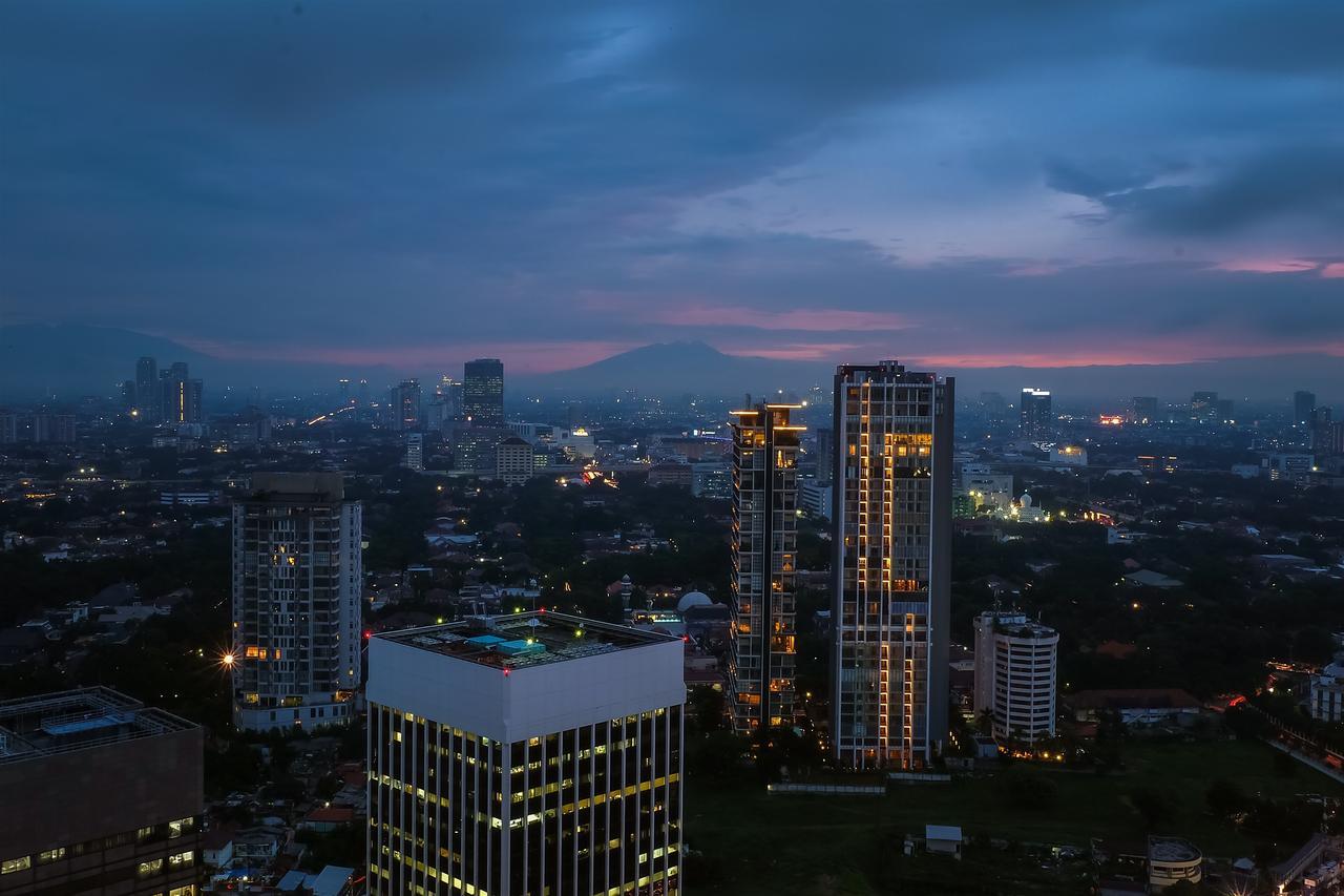 Fantastic View 2Br Apartment At Fx Residence Sudirman By Travelio Джакарта Экстерьер фото